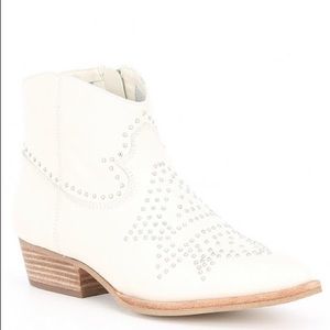 White Gianni Bini Bootie
